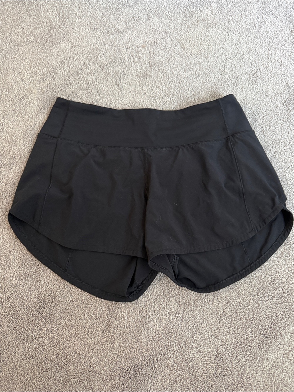 Lululemon - Black Women's Active Layered Running Shorts